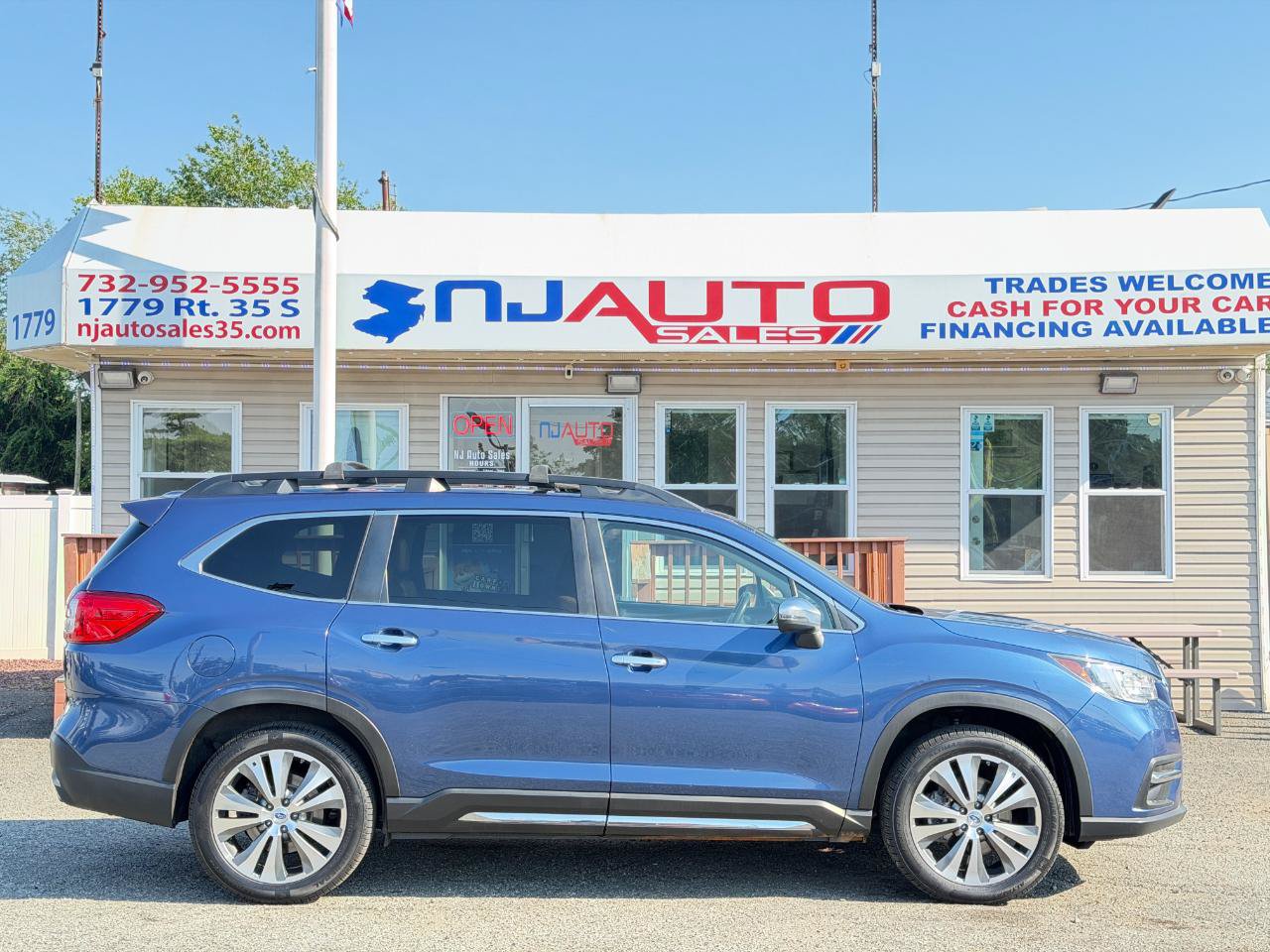 Used 2019 Subaru Ascent Touring w/ Popular Package #3 AWD/4WD image 3