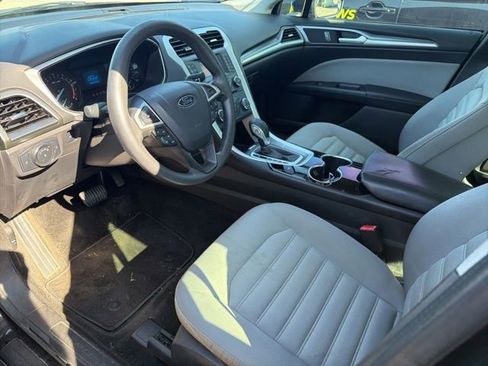 Used 2015 Ford Fusion S FWD image 10