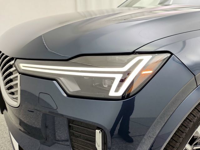 New 2026 Volvo XC90 B6 Plus w/ Protection Package Premier AWD/4WD image 27