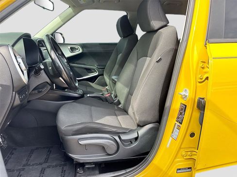 Used 2020 Kia Soul X-Line FWD image 19