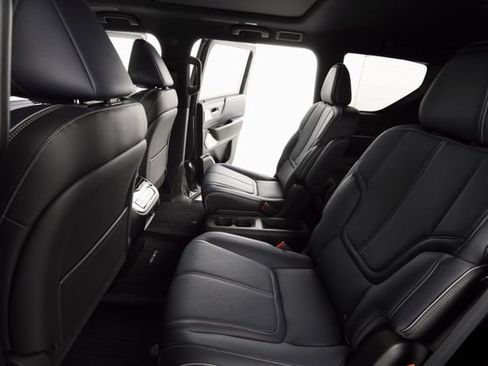 Used 2026 INFINITI QX80 4WD image 32