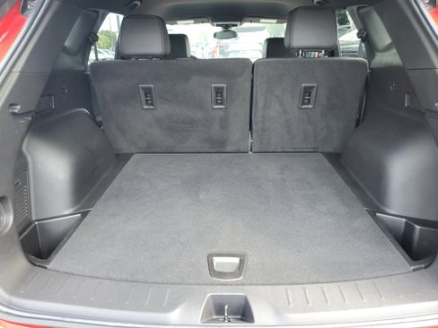 Used 2022 Chevrolet Blazer RS w/ Enhanced Convenience Package image 17
