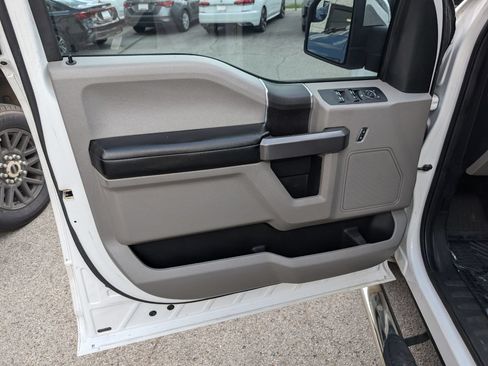 Used 2019 Ford F150 XLT RWD image 11
