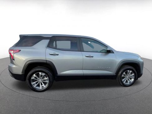 Used 2025 Chevrolet Equinox LT image 16