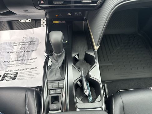 New 2025 Toyota Camry SE w/ Convenience Package FWD image 20