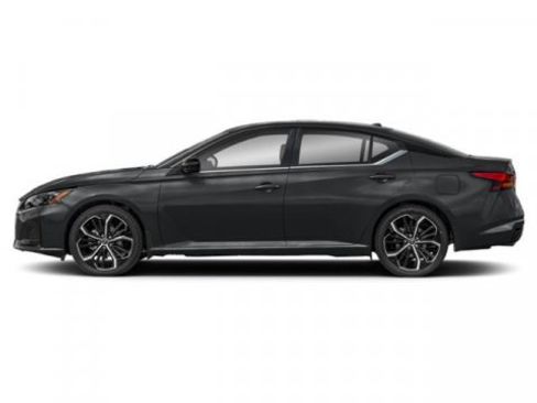 Used 2025 Nissan Altima 2.5 SR AWD/4WD image 3