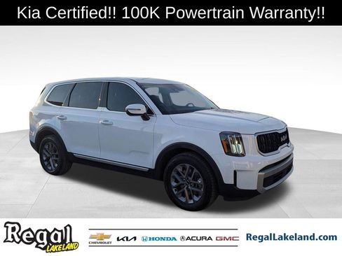 Used 2023 Kia Telluride LX image 1