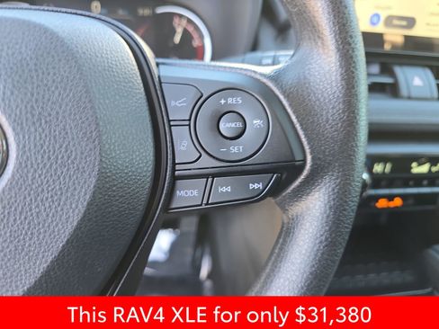 Used 2025 Toyota RAV4 XLE image 24