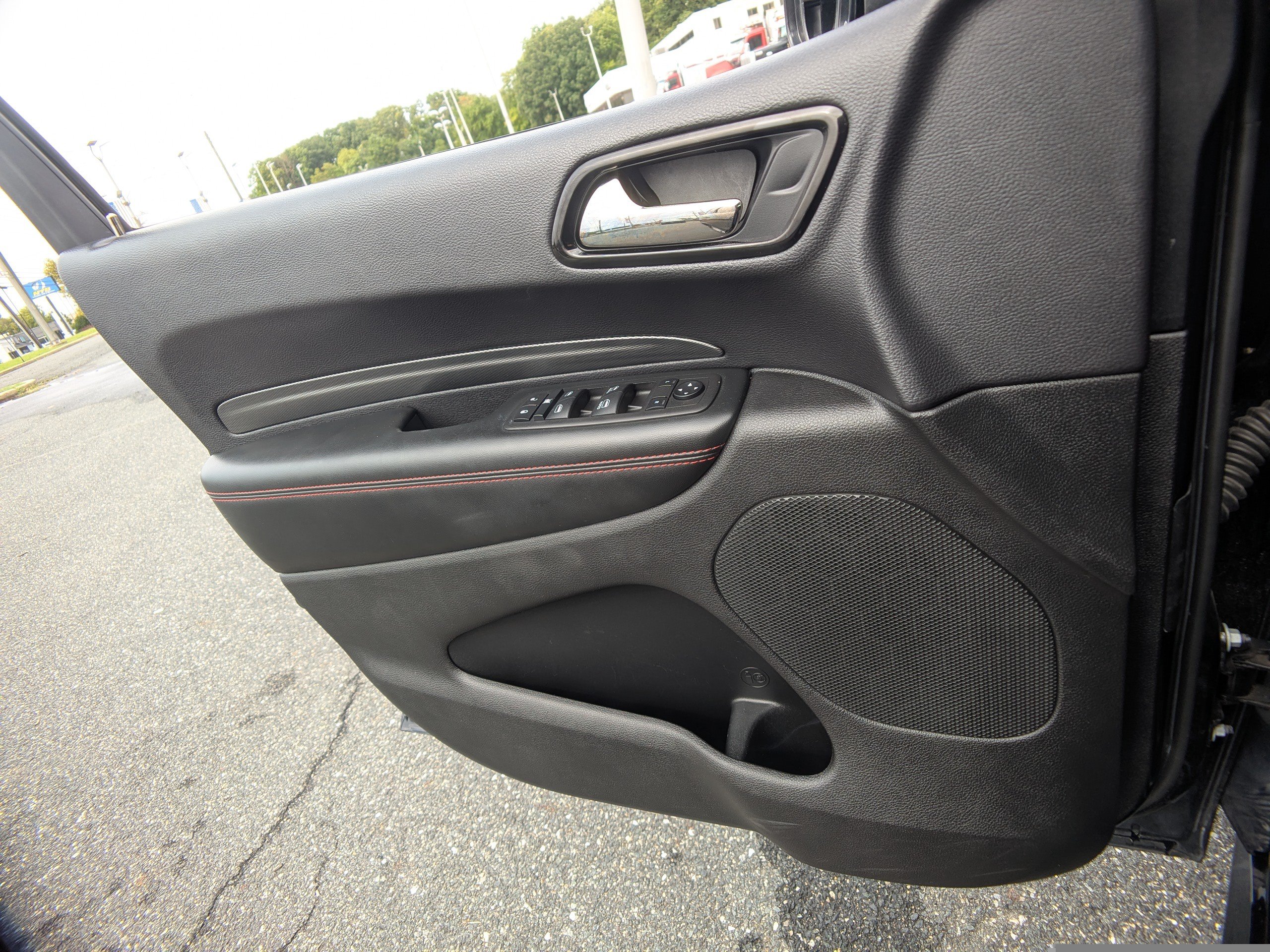 Used 2025 Dodge Durango GT AWD/4WD image 25
