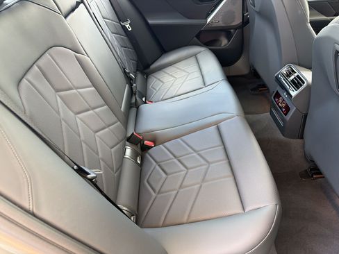 Used 2026 BMW 530i RWD image 31