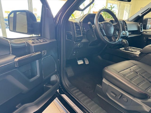 Used 2020 Ford F150 Lariat w/ Equipment Group 502A Luxury AWD/4WD image 18