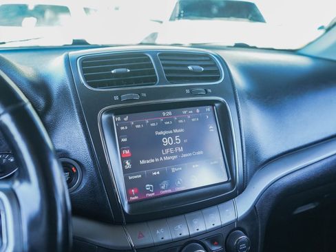 Used 2020 Dodge Journey Crossroad w/ Popular Equipment Group image 24