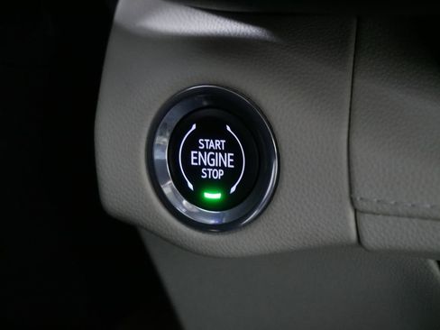 Used 2023 Buick Envision Avenir image 27