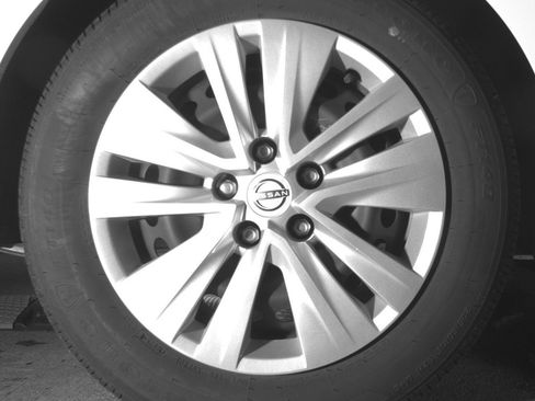 Used 2025 Nissan Sentra S FWD image 15