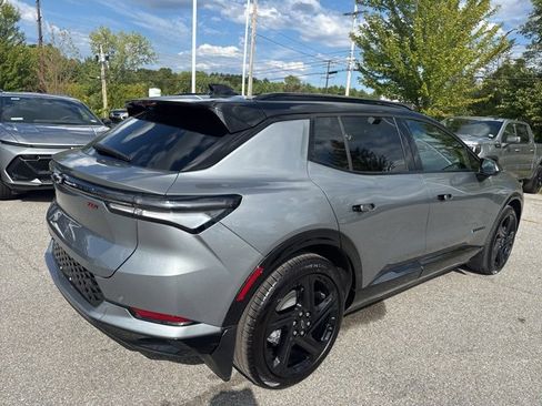 New 2025 Chevrolet Equinox EV RS w/ Convenience Package II image 6