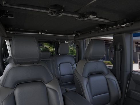 New 2026 Ford Bronco Outer Banks w/ Sasquatch Package AWD/4WD image 13