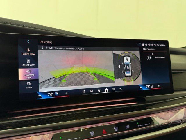 Used 2024 BMW i7 xDrive60 AWD/4WD image 21