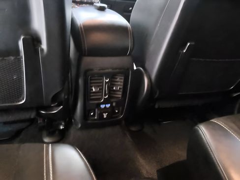 Used 2021 Dodge Durango SRT w/ Trailer Tow Group IV AWD/4WD image 30