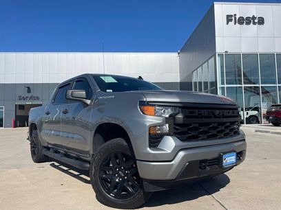 Used 2025 Chevrolet Silverado 1500 Custom w/ Turbomax Blackout Package