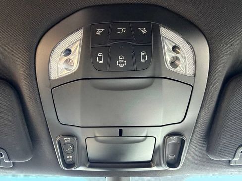 New 2026 Chrysler Pacifica Select FWD image 29