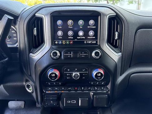 Used 2020 GMC Sierra 1500 Denali w/ Denali Ultimate Package AWD/4WD image 24