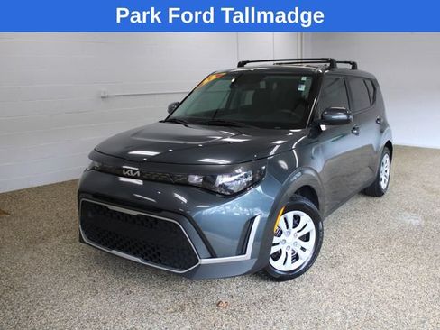 Used 2023 Kia Soul LX FWD image 10