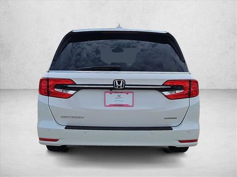 Used 2024 Honda Odyssey Touring image 7