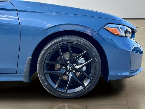 Used 2025 Honda Civic Sport image 39