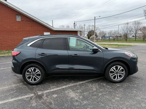 Used 2022 Ford Escape SEL w/ Technology Package image 7