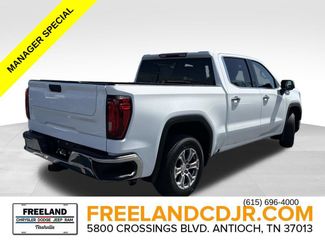 Used 2022 GMC Sierra 1500 SLT w/ SLT Convenience Package AWD/4WD video 3