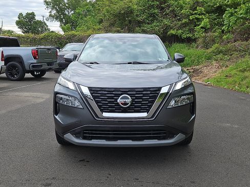Used 2021 Nissan Rogue SV AWD/4WD image 2