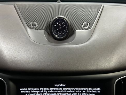 Used 2019 Maserati Levante GranLusso AWD/4WD image 36
