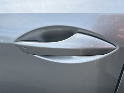 Used 2021 Lexus RX 350L 350L w/ Premium Package image 13