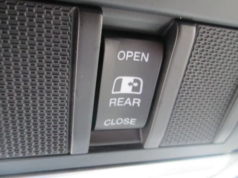 Used 2022 RAM 1500 Big Horn w/ Trailer Tow Group (B) image 21