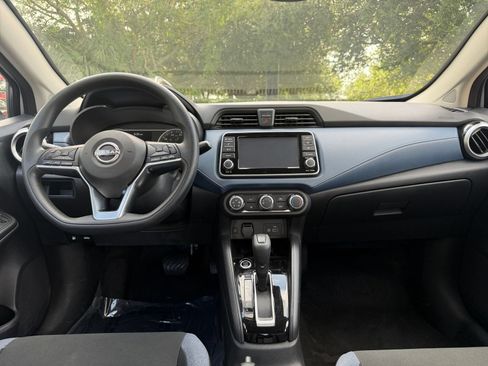 Used 2025 Nissan Versa SV FWD image 14