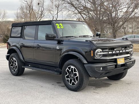 Certified 2023 Ford Bronco Outer Banks AWD/4WD image 5