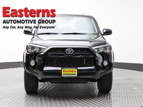 Used 2015 Toyota 4Runner SR5 AWD/4WD image 2