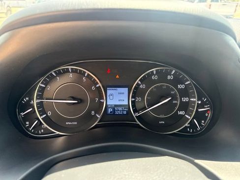 Used 2019 Nissan Armada Platinum w/ Captain's Chairs Package RWD image 29