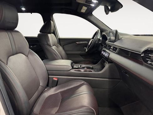 Used 2025 Honda Pilot Black Edition image 15