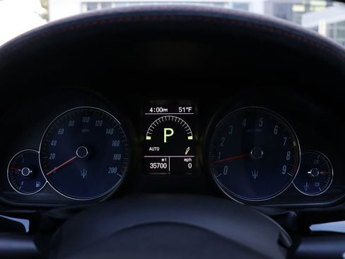 Used 2017 Maserati GranTurismo Sport image 17