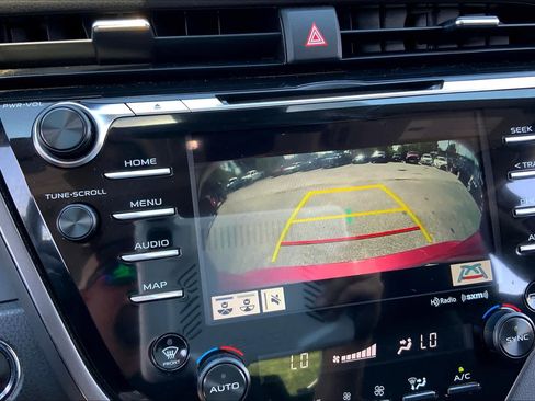 Used 2019 Toyota Camry XSE FWD image 27