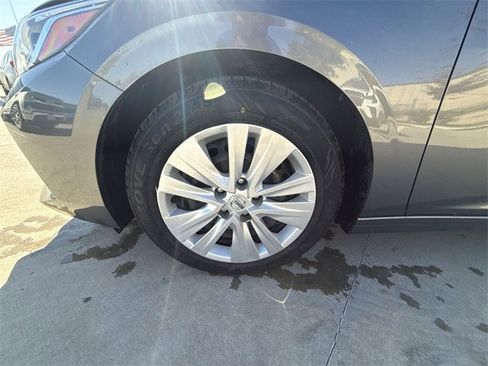 Used 2023 Nissan Sentra S image 10