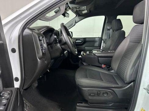 Used 2022 Chevrolet Silverado 1500 Custom image 11