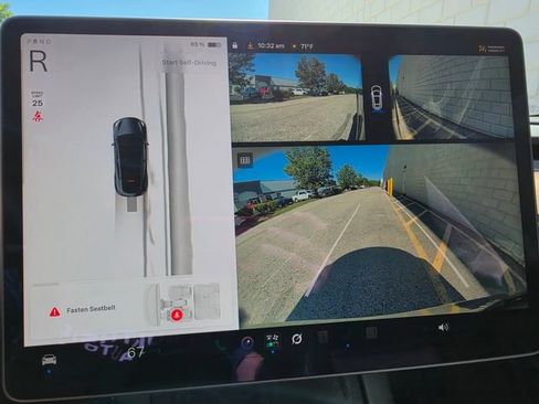 Used 2025 Tesla Model Y Long Range RWD image 58