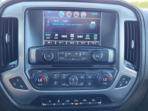 Used 2017 GMC Sierra 1500 SLT AWD/4WD image 29