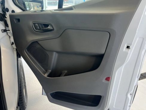 Used 2025 Ford Transit 250 148 Medium Roof RWD image 24