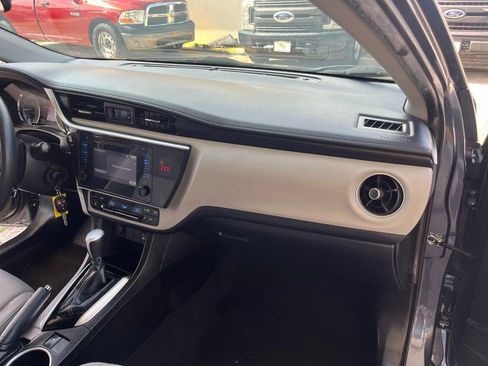 Used 2019 Toyota Corolla LE FWD image 9