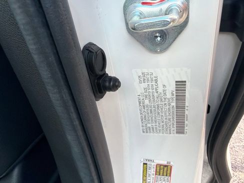 Used 2025 Honda Odyssey Elite image 9