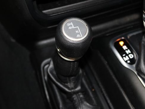 Used 2019 Jeep Wrangler Unlimited Sport AWD/4WD image 47