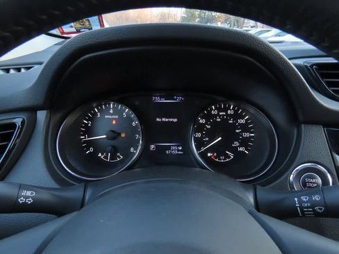 Used 2018 Nissan Rogue Sport SL w/ SL Premium Package image 27